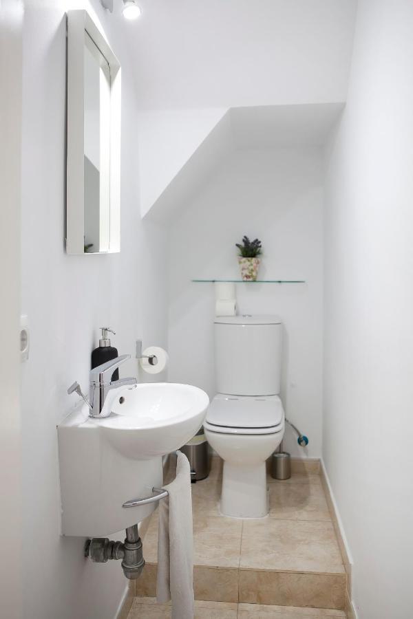 Apartamentos Rg Arenal II 塞维利亚 外观 照片
