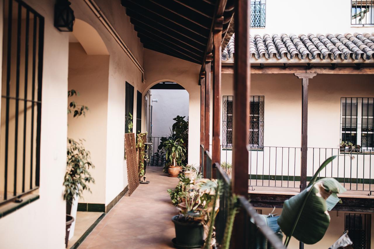 Apartamentos Rg Arenal II 塞维利亚 外观 照片